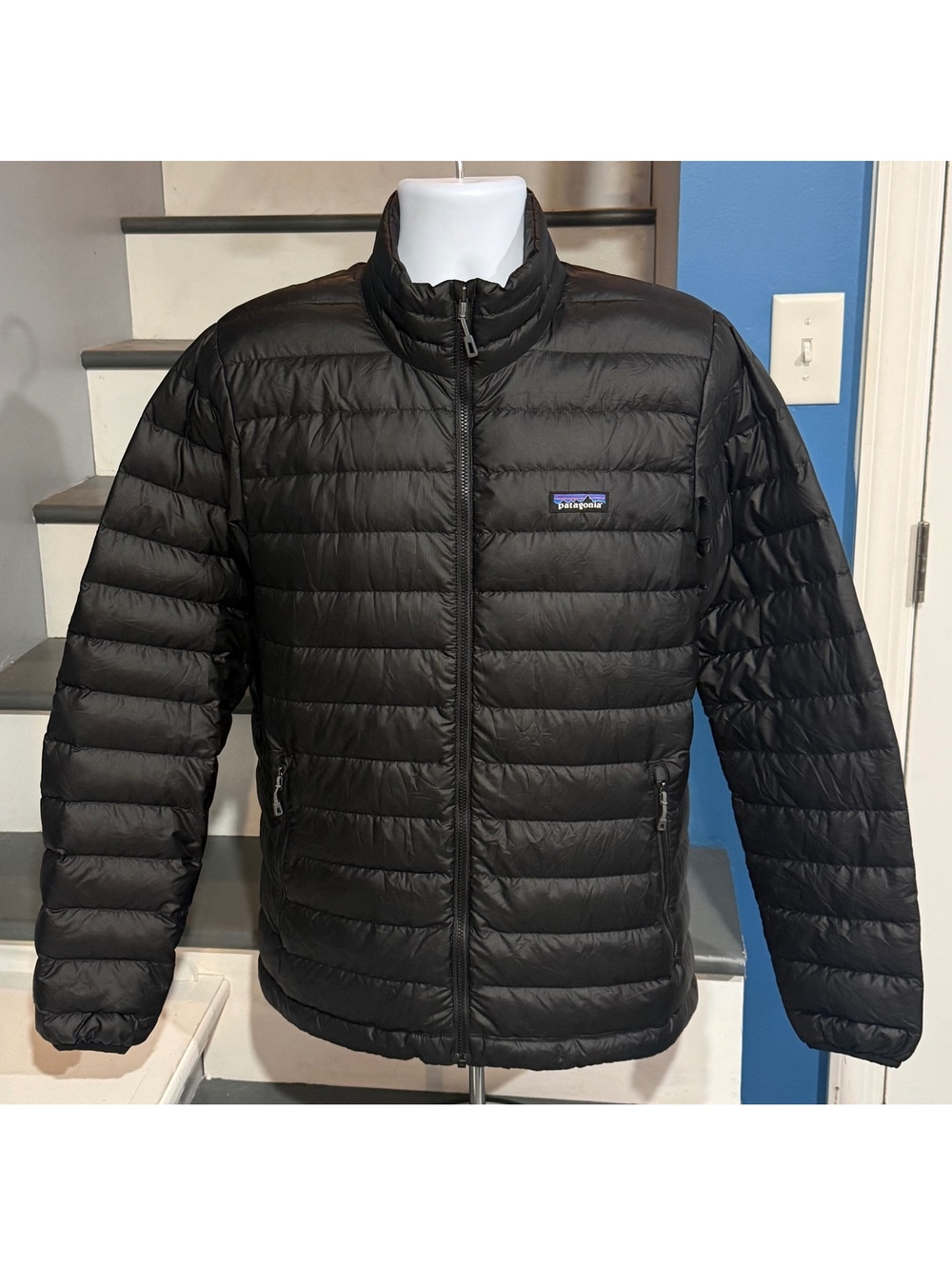 Patagonia Men’s Size Medium Full Zip Goose Down Sweater Puffer Black Jacket!